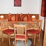 Haus Helga Pensión 3*