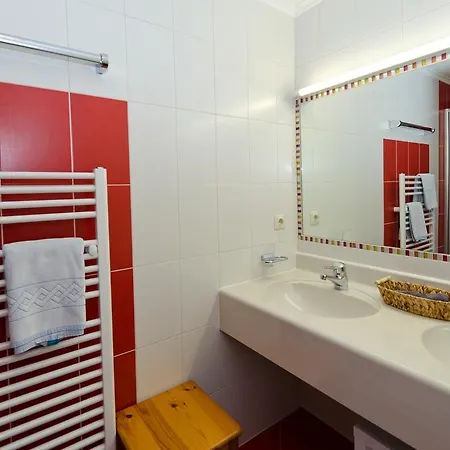 בית הארחה Haus Helga
