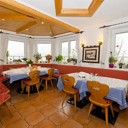 Pensión Haus Helga Mauterndorf (Salzburg)